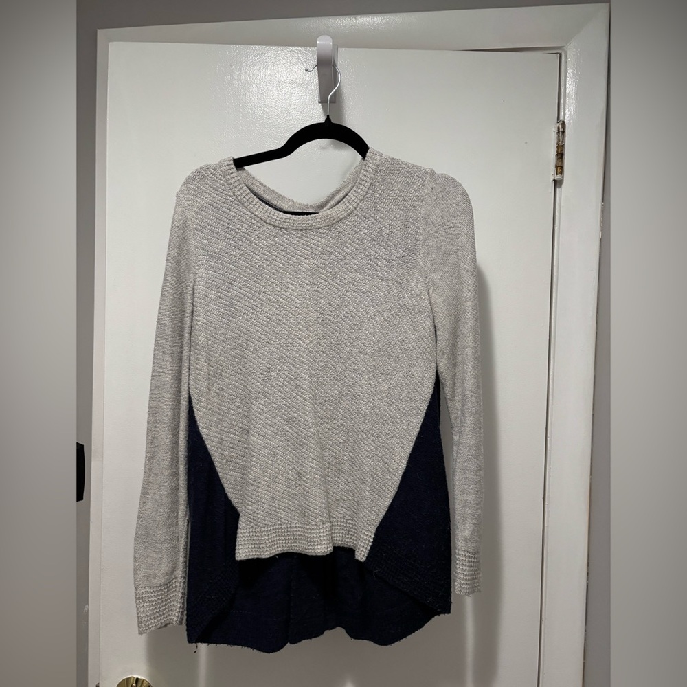 Madewell Light Gray and Dark Blue Women's Sweater Medium